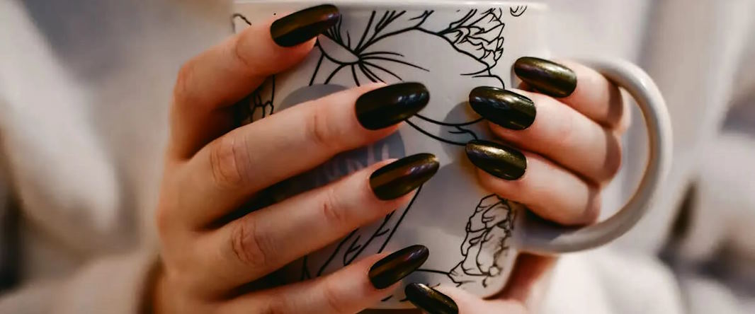 well-manicured nails
